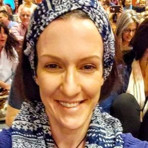 Meet your Posher, Elizabeth